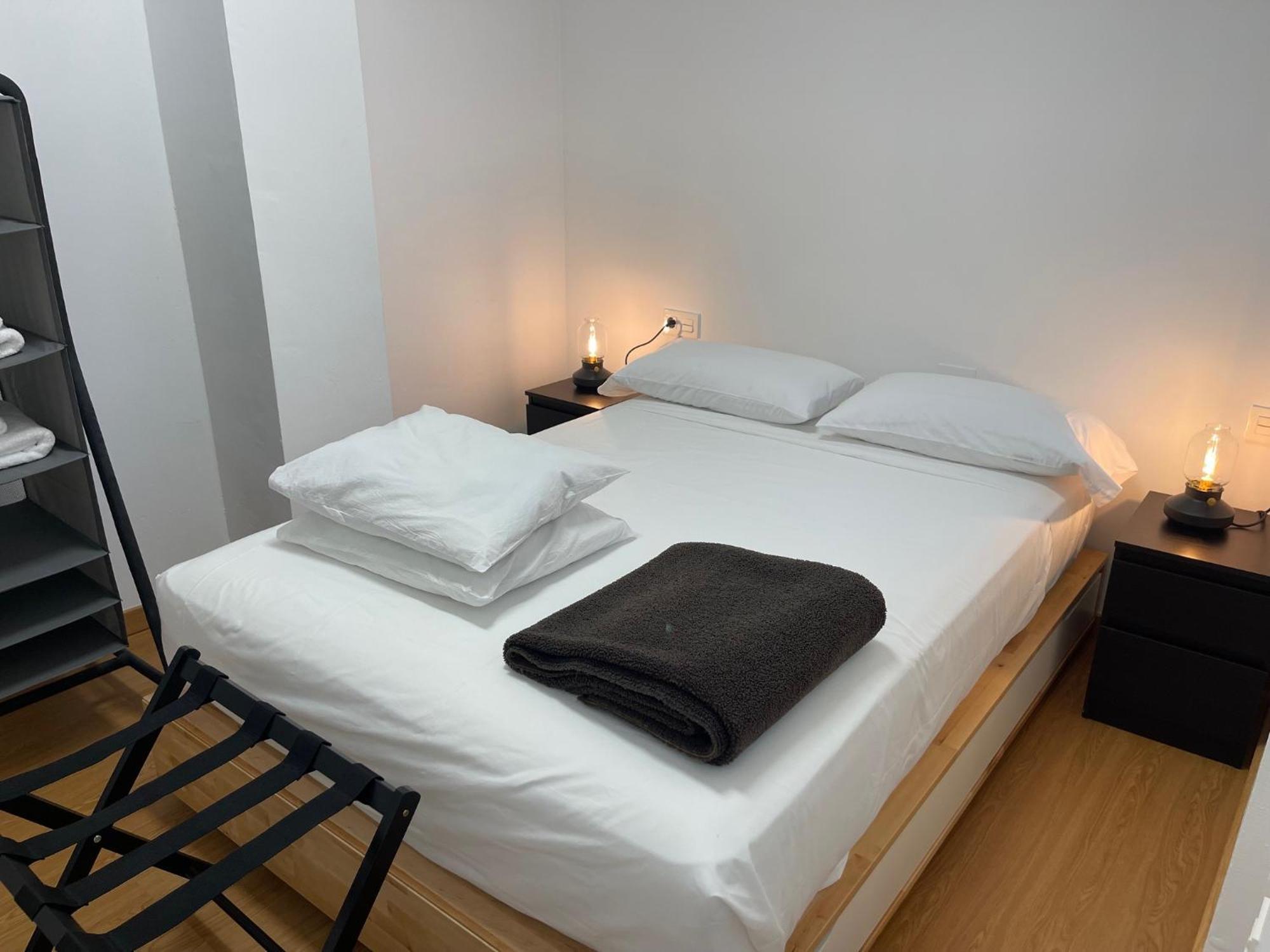 Apartamento Calle Rodrigo De Triana Con Opcion De Parking Sevilha Exterior foto