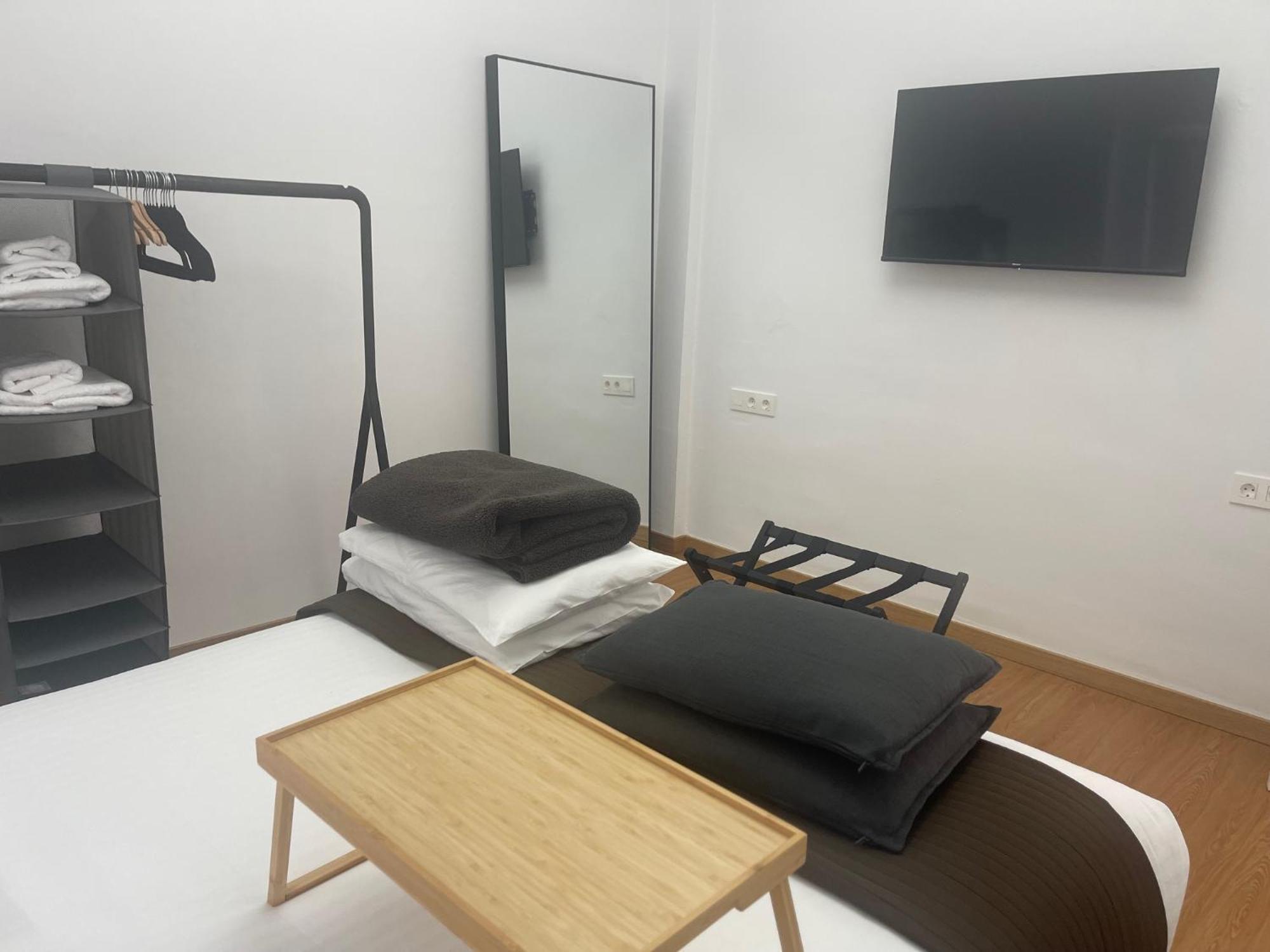 Apartamento Calle Rodrigo De Triana Con Opcion De Parking Sevilha Exterior foto